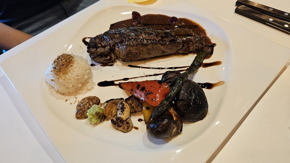 실력있는 셰프가 제대로 만드는 맛있는 스테이크와 파스타, 포천시 일동면 라피스 스테이크 하우스