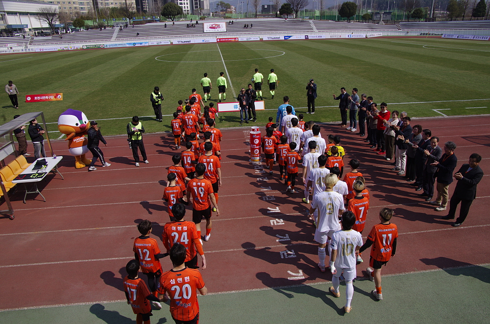 [포토이슈] 2026년 시즌 개막을 알리는 포천시민축구단의 개막경기 모습